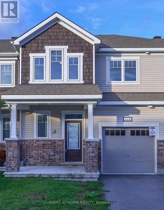 Building Photo - 618 Allied Mews