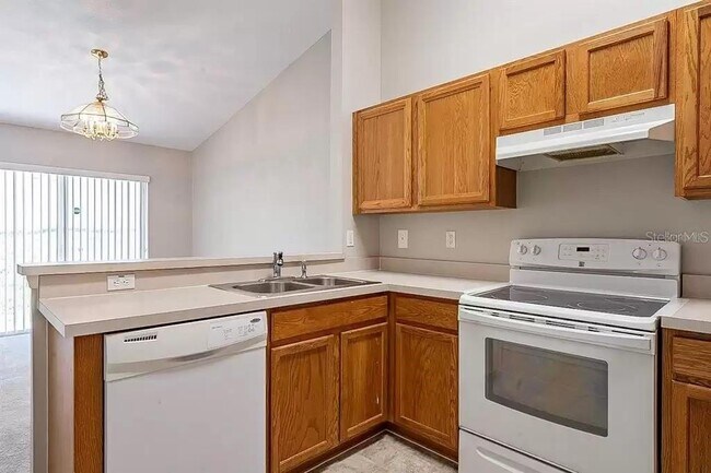 Building Photo - 756 S Grand Hwy