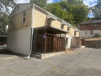Building Photo - 808 W 11th Ave