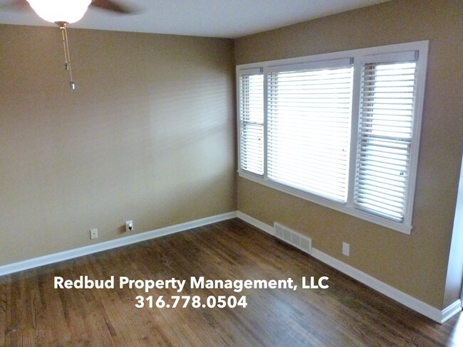 Foto del edificio - 1628 S Windsor Rd
