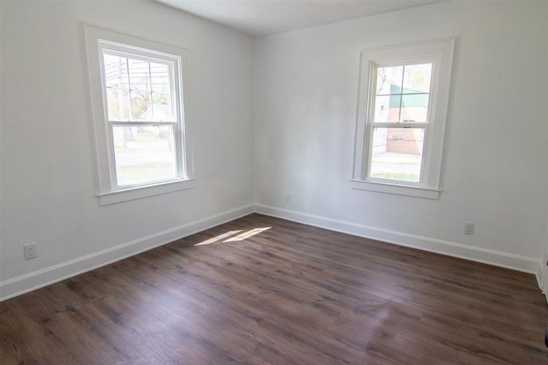 Building Photo - 47 S 17th St