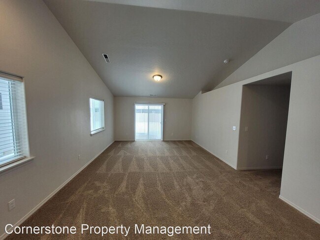 Foto del edificio - 3 br, 2 bath House - 4718 Kalispell Way