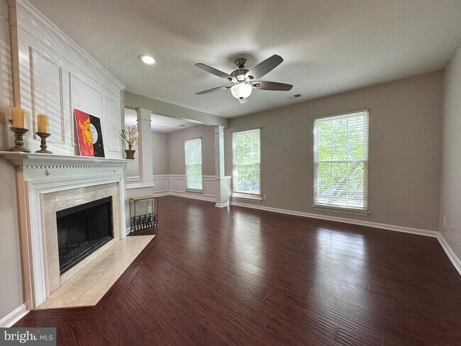 Foto del edificio - 8141 Bayonet Way
