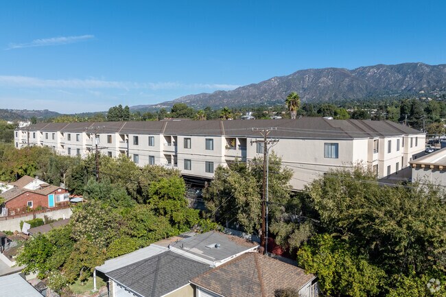 Edificio alternativo - Montrose