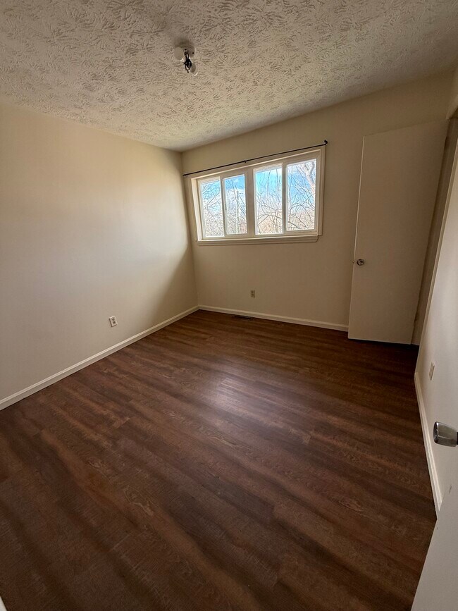 Foto del edificio - 118 Central Ave