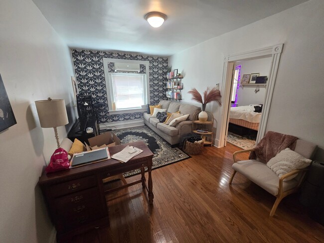 Photo - 3125 Hanover Ave Apartment