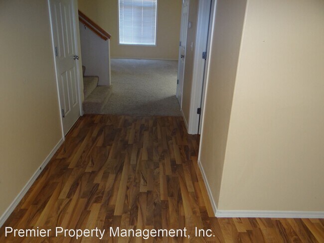 Foto del edificio - 4 br, 2.5 bath House - 102 NW 152nd St.