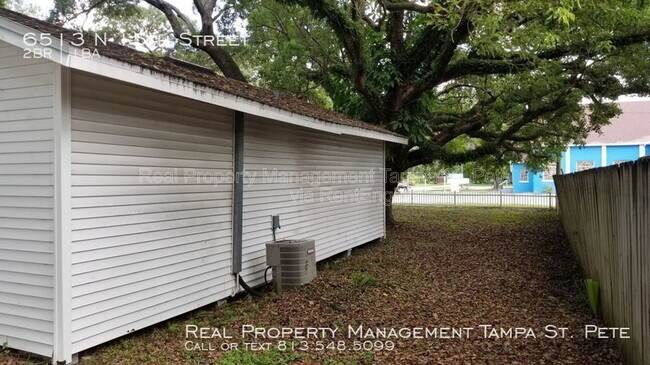 Foto del edificio - 6513 N 15th St