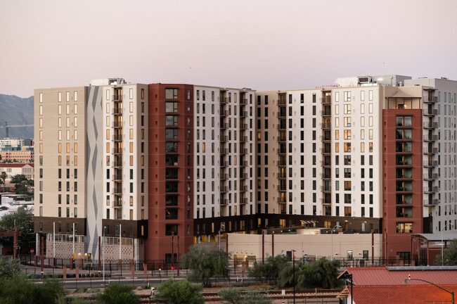 Photo - Ari on Fourth Apartments
