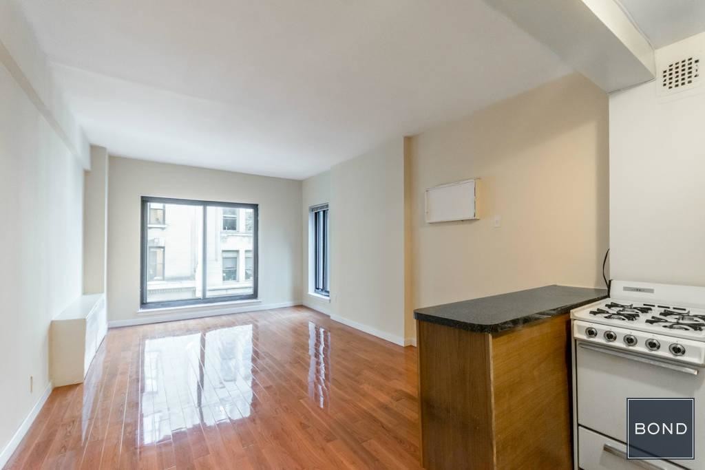 Foto principal - 7-9 East 32nd Street