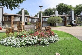 Building Photo - 1505 Riverside Dr