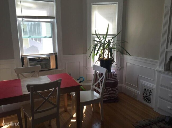 Building Photo - 138 Beech St