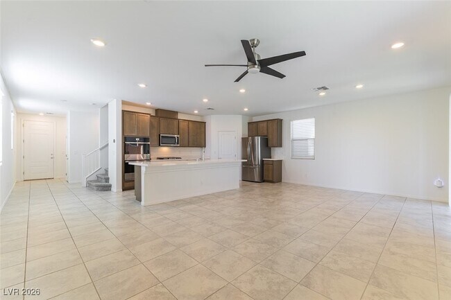 Foto del edificio - 10628 Silver Pond Ave