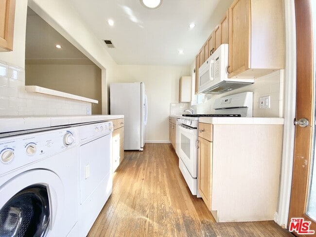 Building Photo - 2822 11th St