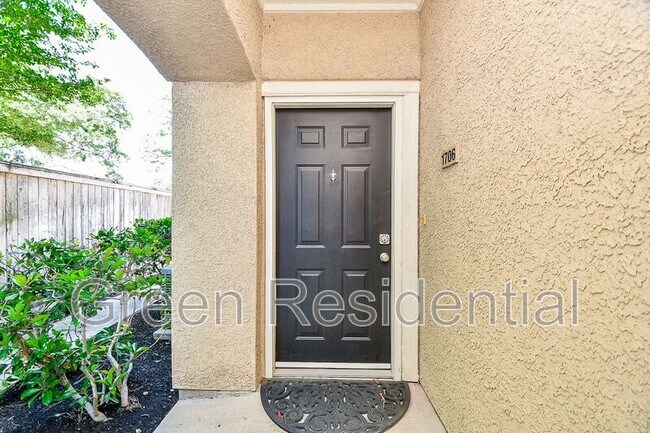Building Photo - 12707 Boheme Dr