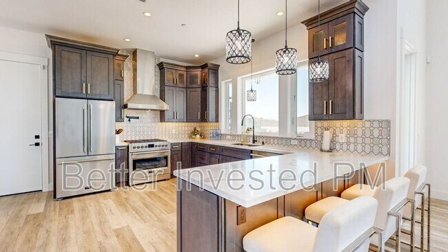 Foto del edificio - 1493 Mark West Springs Rd