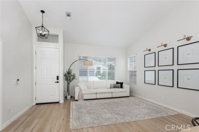 Foto del edificio - 1192 Acapulco Ave