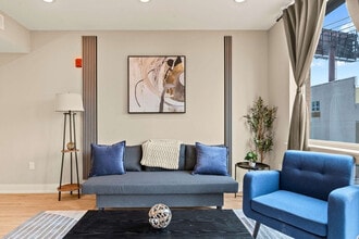 Building Photo - 916 N Delaware Ave