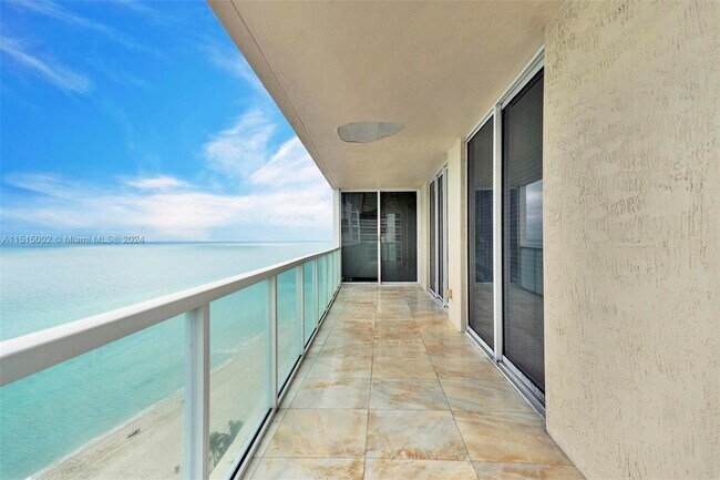 Building Photo - 16699 Collins Ave