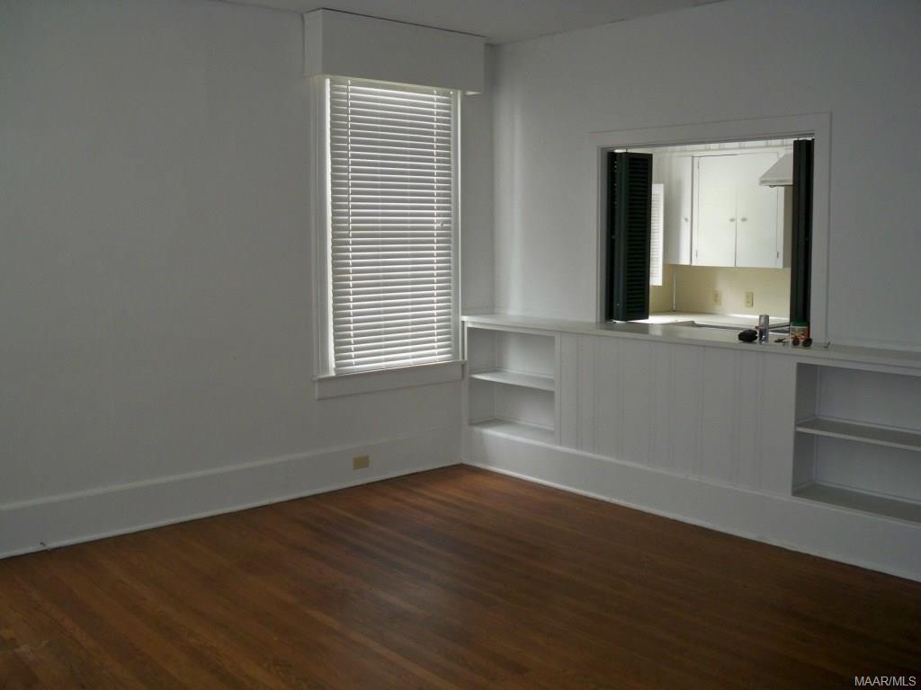 Primary Photo - 3035 Woodley Terrace