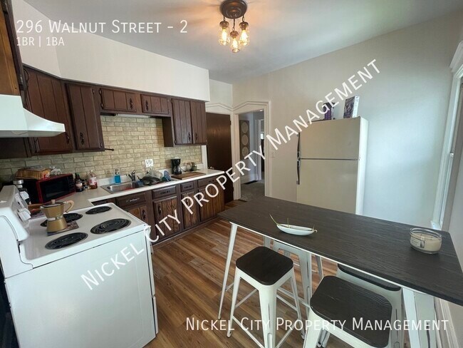 Foto del edificio - 296 Walnut St