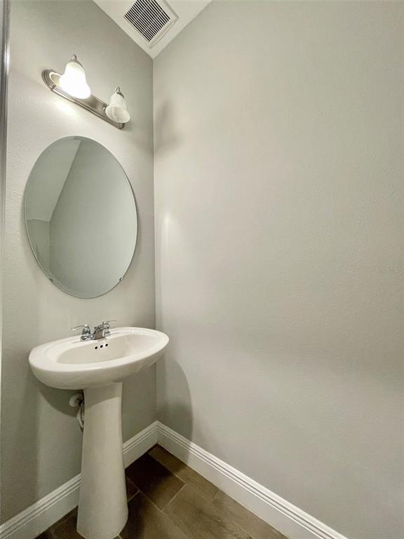Foto del edificio - 2820 Grand Kemerton Pl