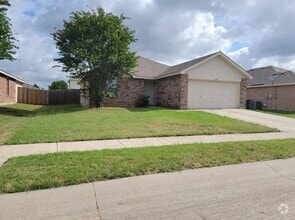 Building Photo - 12612 Kingsgate Dr