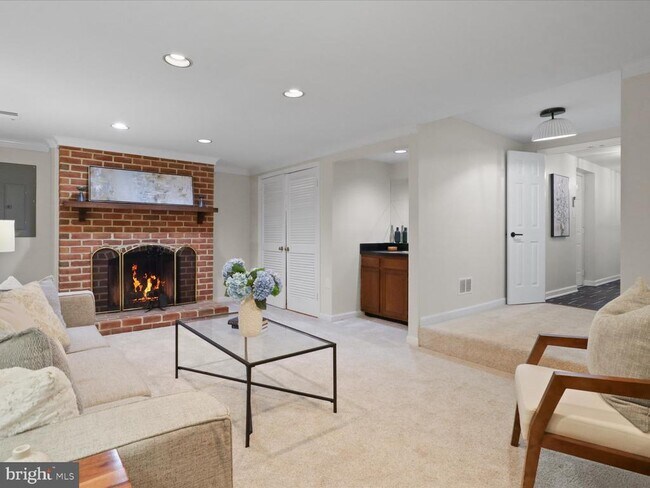 Foto del edificio - 3001 Federal Hill Dr