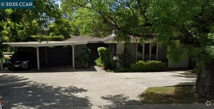 Building Photo - 2061 Vanderslice Ave