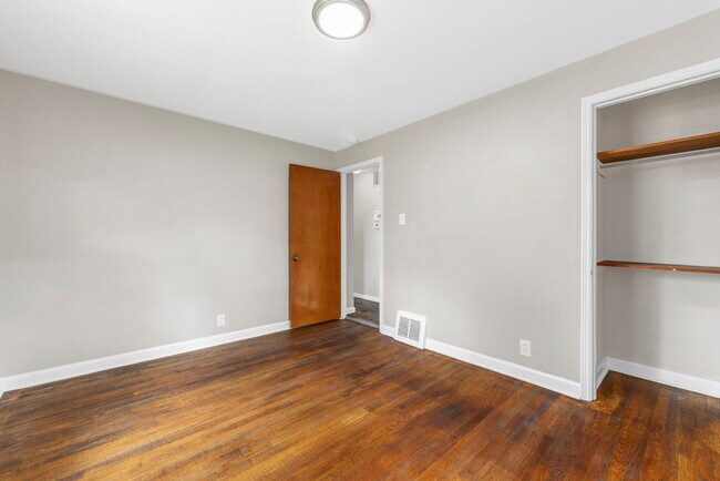 Building Photo - 10542 Anson Dr