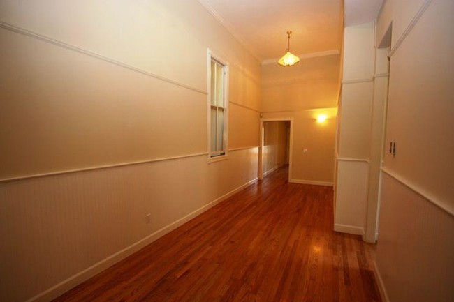 Foto del edificio - 604 Webster St