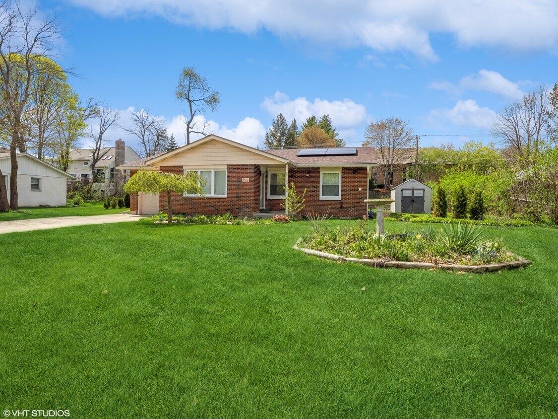 722 N Stephen Dr, Palatine, IL 60067 House Rental in Palatine, IL