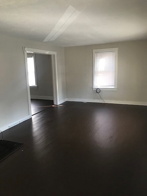 Building Photo - 324 Shawnee Ave