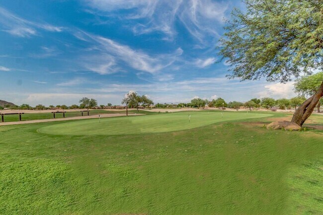 Foto del edificio - Johnson Ranch