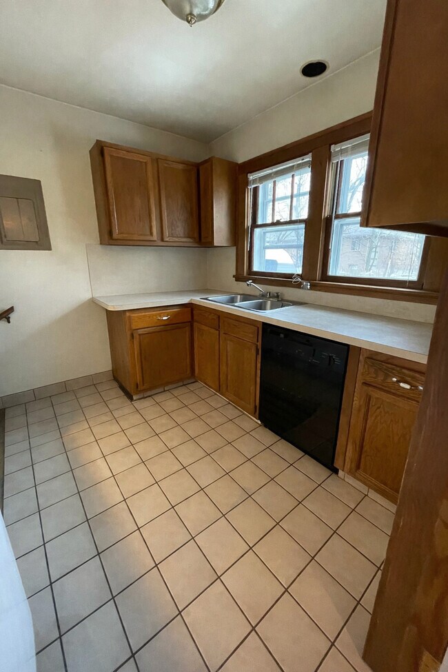 Foto del edificio - 203 E Davis Ave