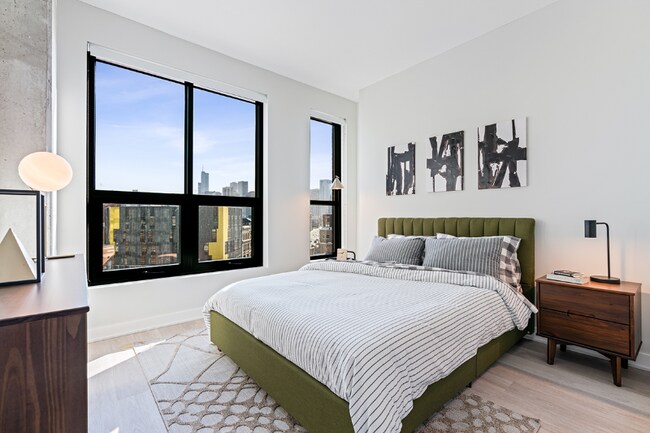 Foto del edificio - 700 N Milwaukee Ave