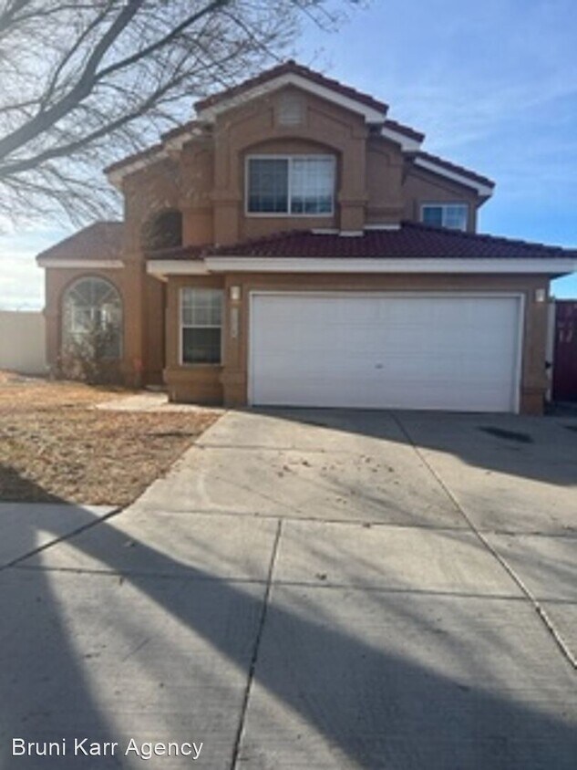 Primary Photo - 4 br, 2.5 bath House - 11714 Herman Roser SE