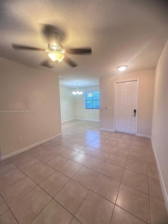Foto del edificio - 15290 SW 118th Terrace