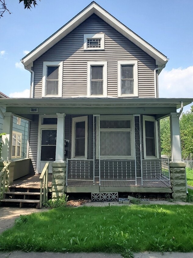 Primary Photo - 1133 Beech St
