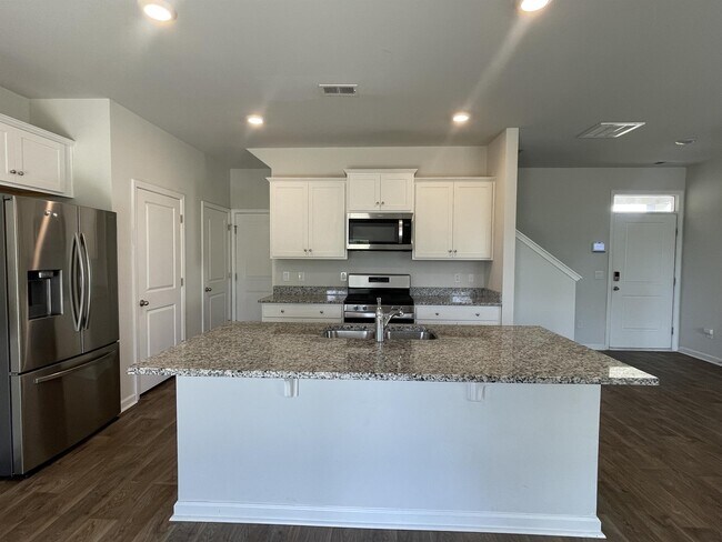 Foto del edificio - 661 Silver Spruce St