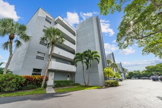 Building Photo - 250 NW 67th St