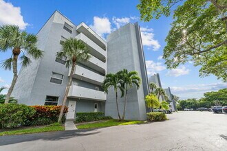 Building Photo - 250 NW 67th St