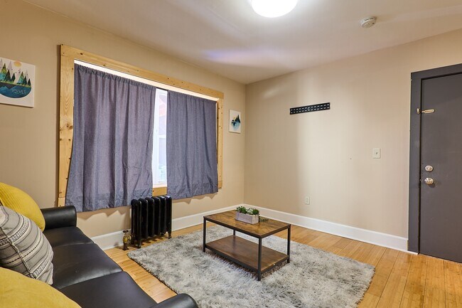 Foto del edificio - 198 Court St