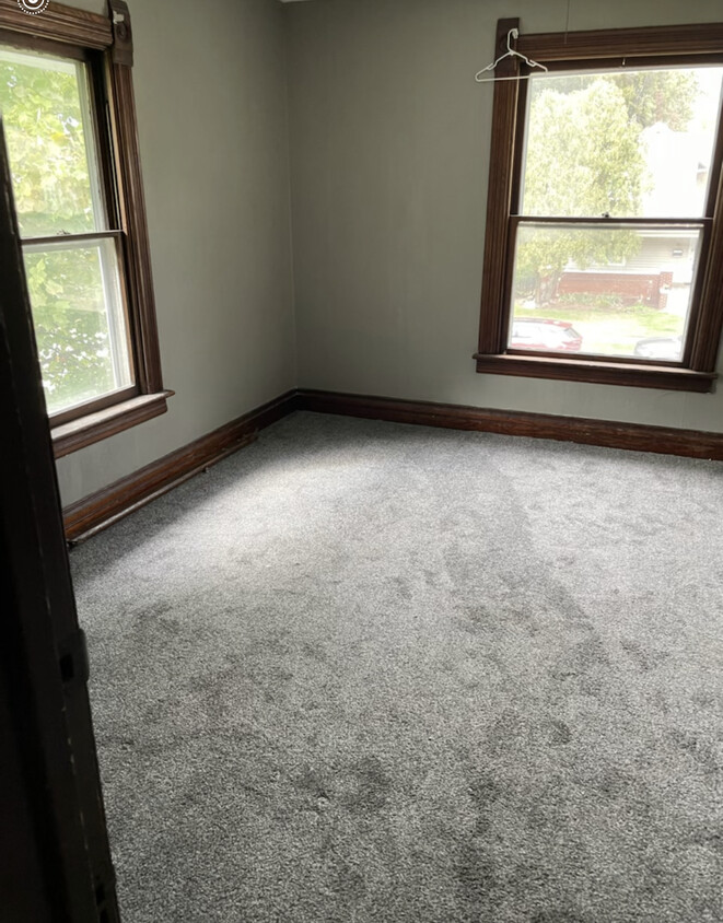 Foto principal - 1018 Bell Ave