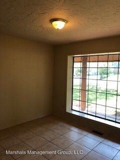 Building Photo - 3 br, 2.5 bath House - 1305 NORTH HILLS BLVD