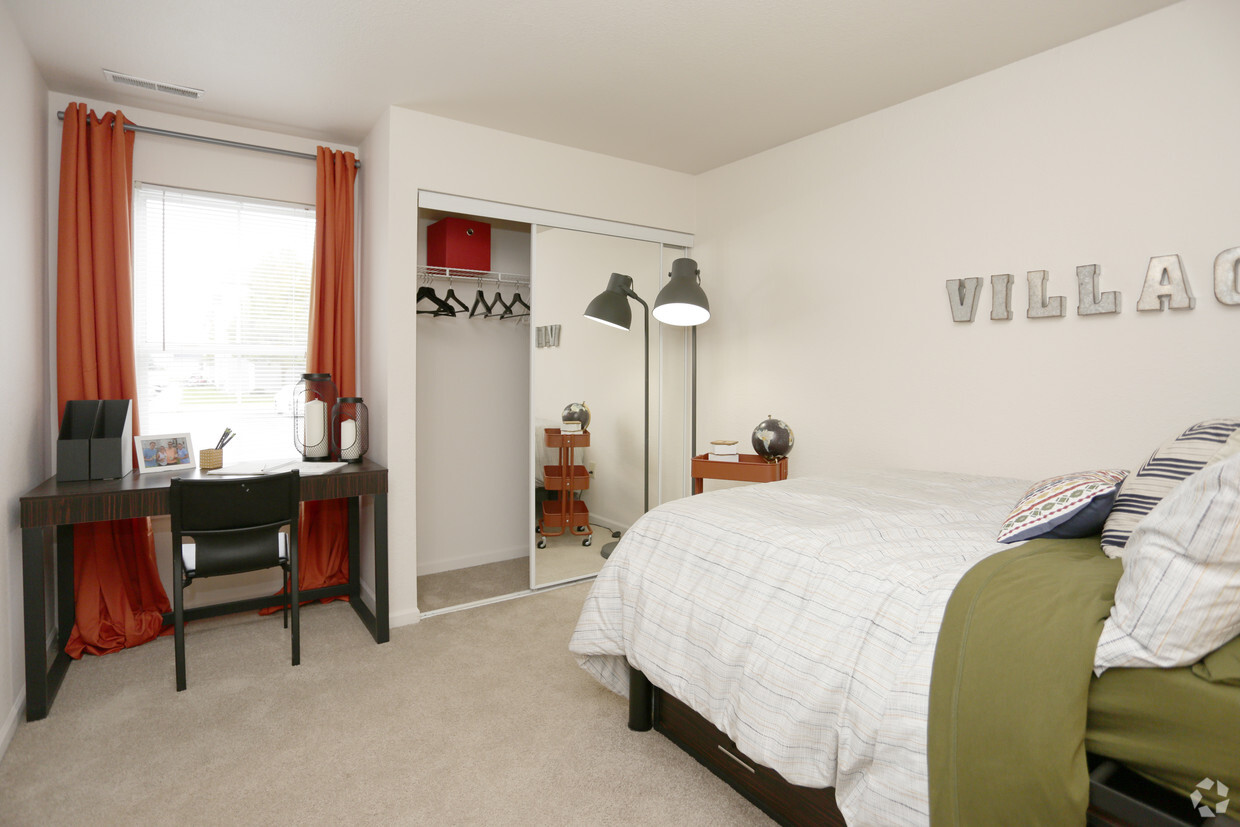 The Village at Chandler Crossings - Apartments in East Lansing, MI |  Apartments.com