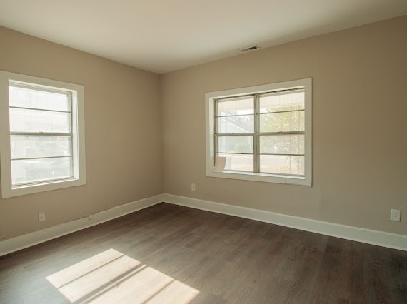 Building Photo - 1315 27th St N