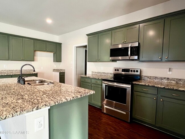 Building Photo - 18044 Terraceside Dr