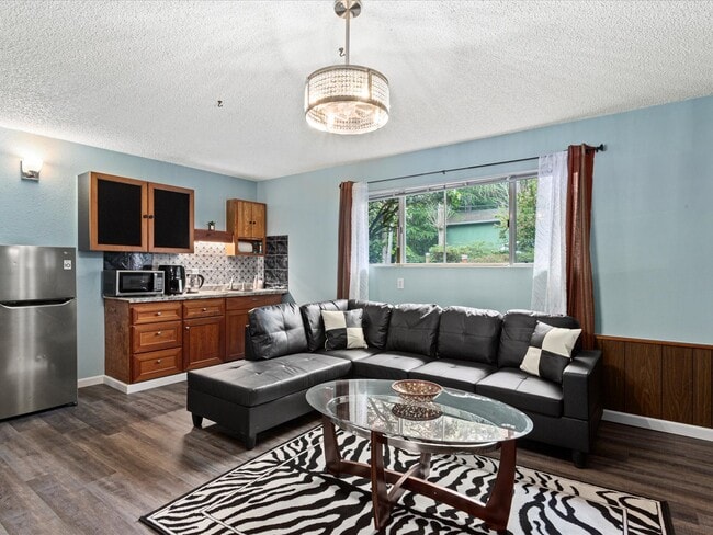 Foto del edificio - 16445 Ambaum Blvd S