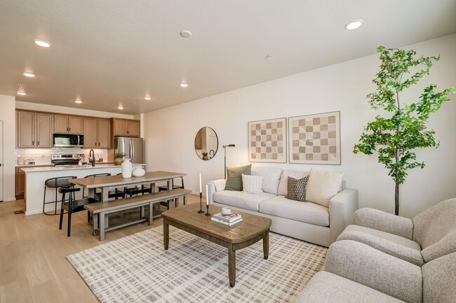 Building Photo - Bloom Rental Living